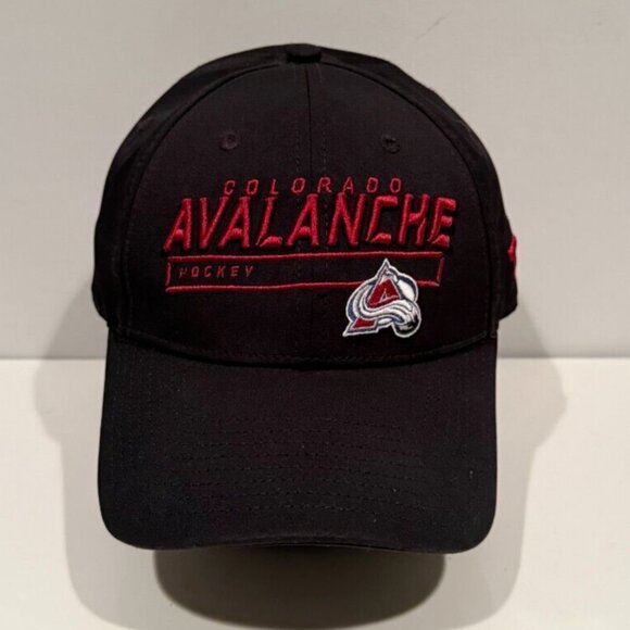 Colorado Avalanche Authentic Pro Fanatics Strapback Adjustable Hat Black/Red - Picture 1 of 7
